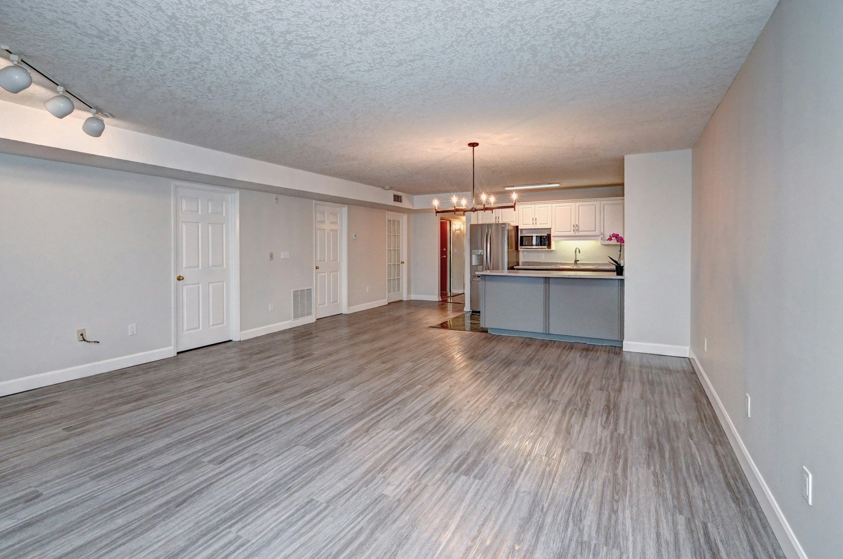 312-136 Ontario Street, Stratford, ON, N5A 7Y4 - 8