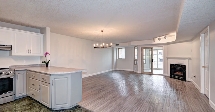 312-136 Ontario Street, Stratford, ON, N5A 7Y4 - 5