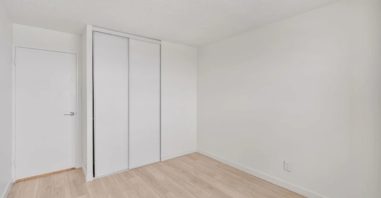 XXX2A-2470 Southvale Crescent, Ottawa, ON, K1B 4L9 - 4