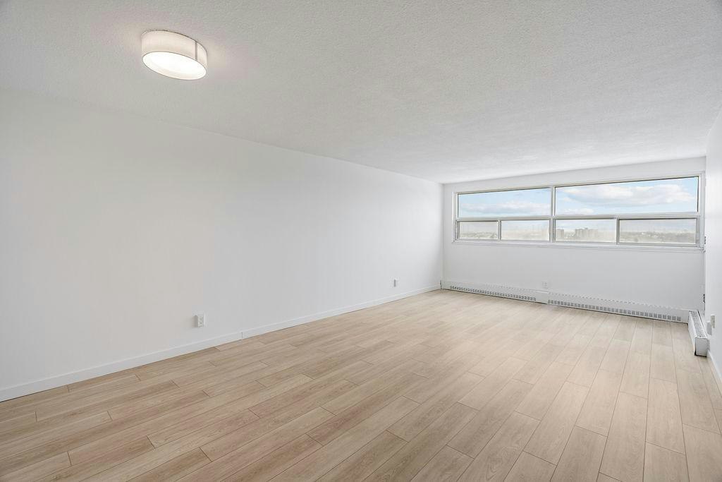XXX2A-2470 Southvale Crescent, Ottawa, ON, K1B 4L9 - 3