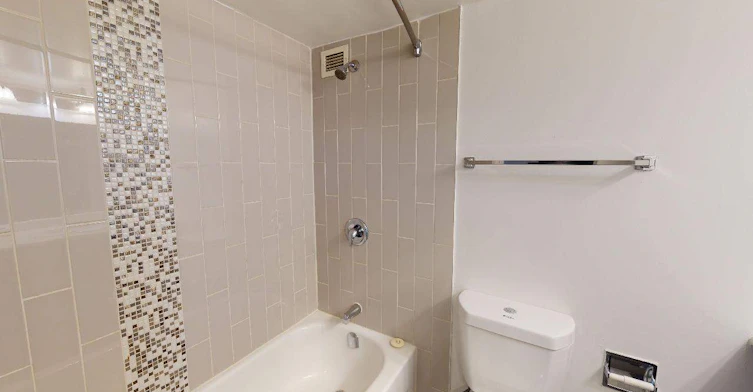 0210-2470 Southvale Crescent, Ottawa, ON, K1B 4L9 - 6