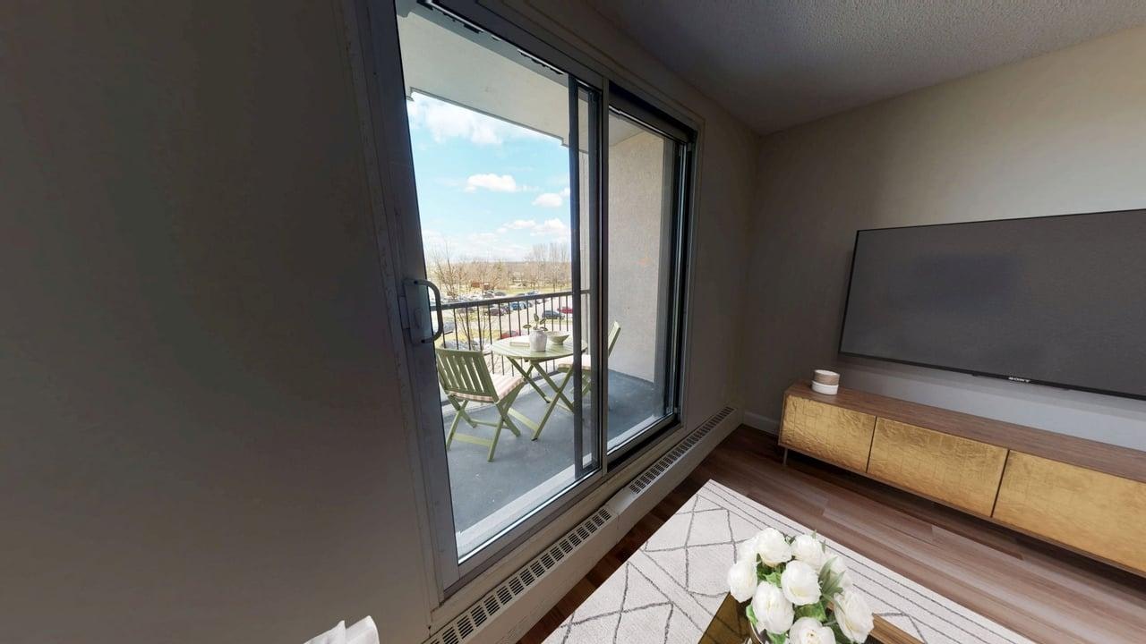 0807-2470 Southvale Crescent, Ottawa, ON, K1B 4L9 - 9