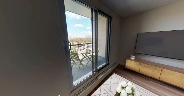 0807-2470 Southvale Crescent, Ottawa, ON, K1B 4L9 - 9