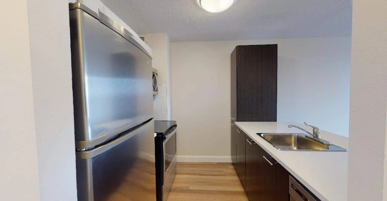 0514-2470 Southvale Crescent, Ottawa, ON, K1B 4L9