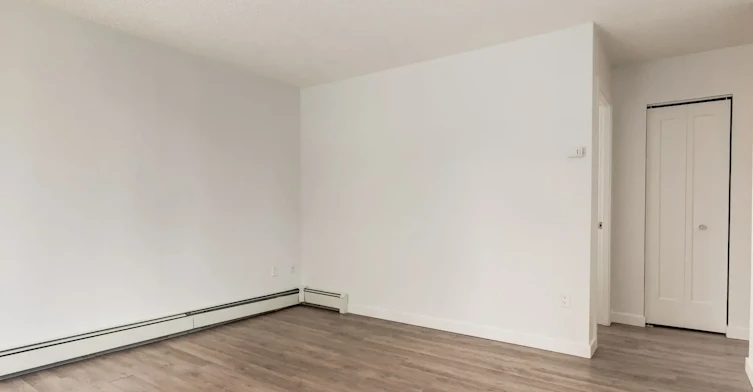 301-1008 14 Avenue SW, Calgary, AB, T2R 0P1 - 4