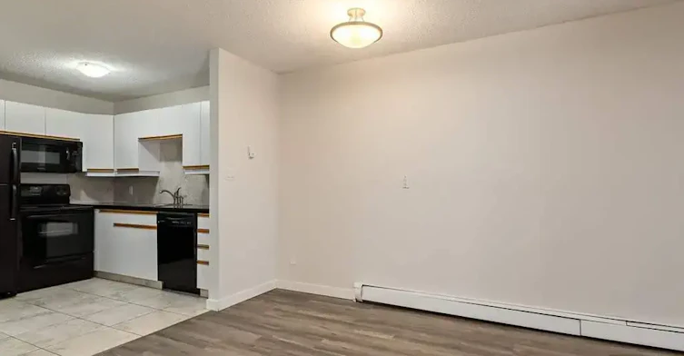 108-650 Meredith Road NE, Calgary, AB, T2E 5A8 - 21