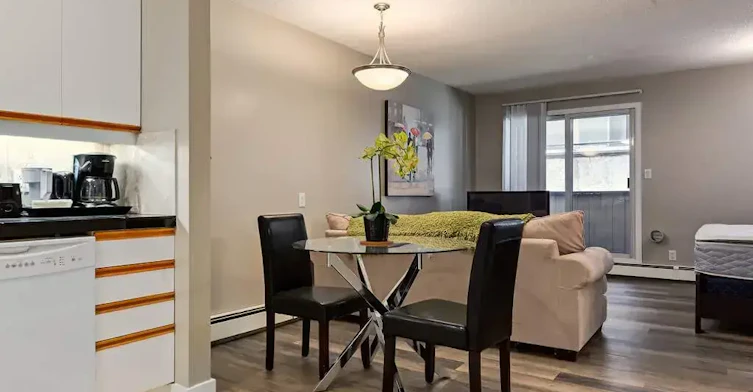 108-650 Meredith Road NE, Calgary, AB, T2E 5A8 - 14