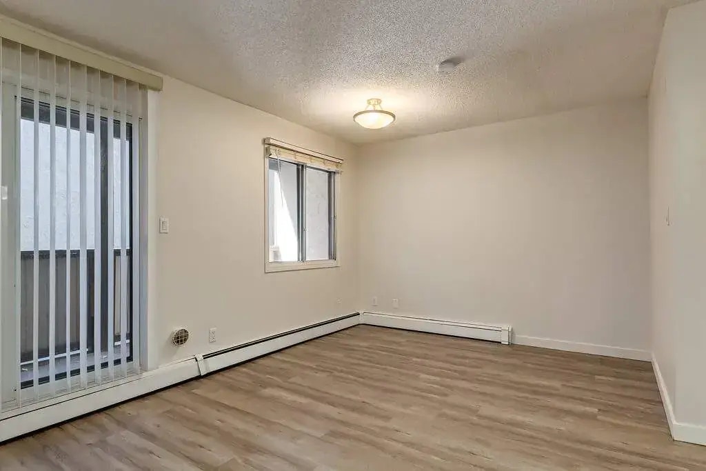 108-650 Meredith Road NE, Calgary, AB, T2E 5A8 - 22