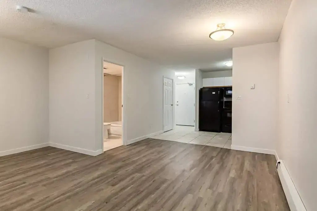 108-650 Meredith Road NE, Calgary, AB, T2E 5A8 - 20