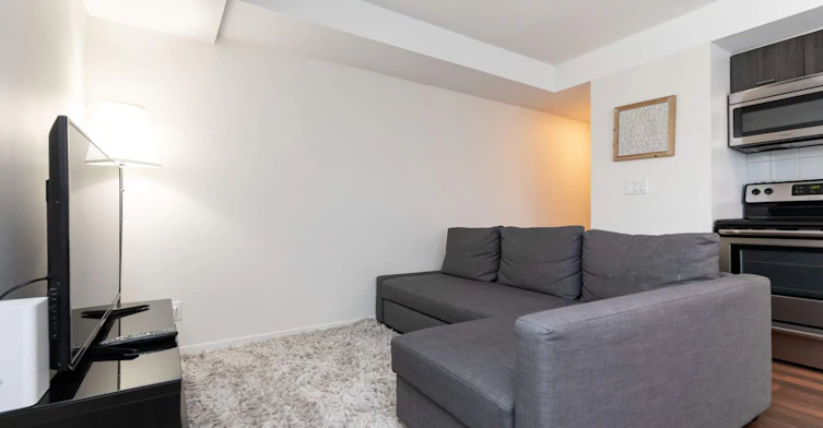 211-20 Joe Shuster Way, Toronto, ON, M6K 0A3 - 13