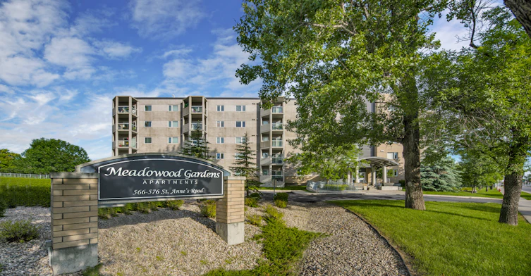 305-576 St. Anne's Road, Winnipeg, MB, R2M 5S8 - 3
