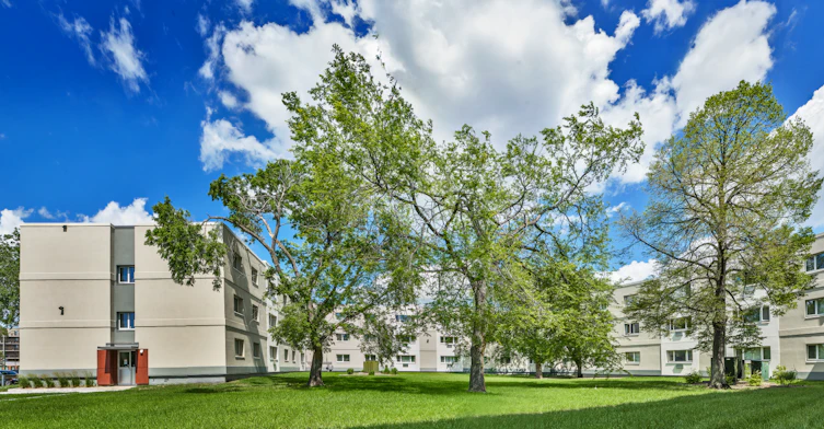 202-1000-500 Partridge Avenue, Winnipeg, MB, R2V 3H1 - 4