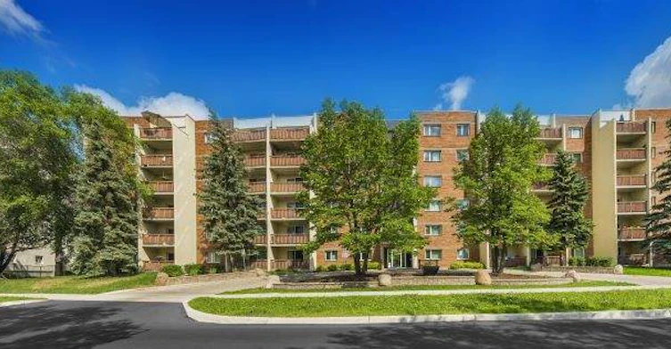 201-35-35 Reay Crescent, Winnipeg, MB, R2K 3X6