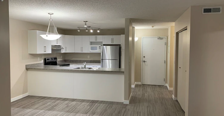 220-337 Warde Avenue, Winnipeg, MB, R2N 0A7