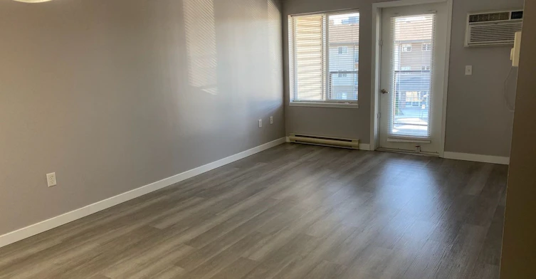 220-337 Warde Avenue, Winnipeg, MB, R2N 0A7 - 8