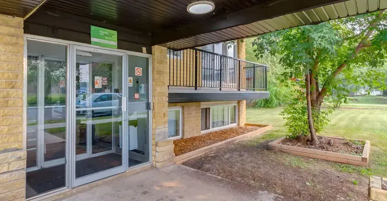 208-10159 155 Street NW, Edmonton, AB, T5P 2L6 - 21
