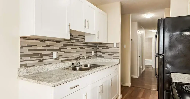 208-10159 155 Street NW, Edmonton, AB, T5P 2L6 - 15