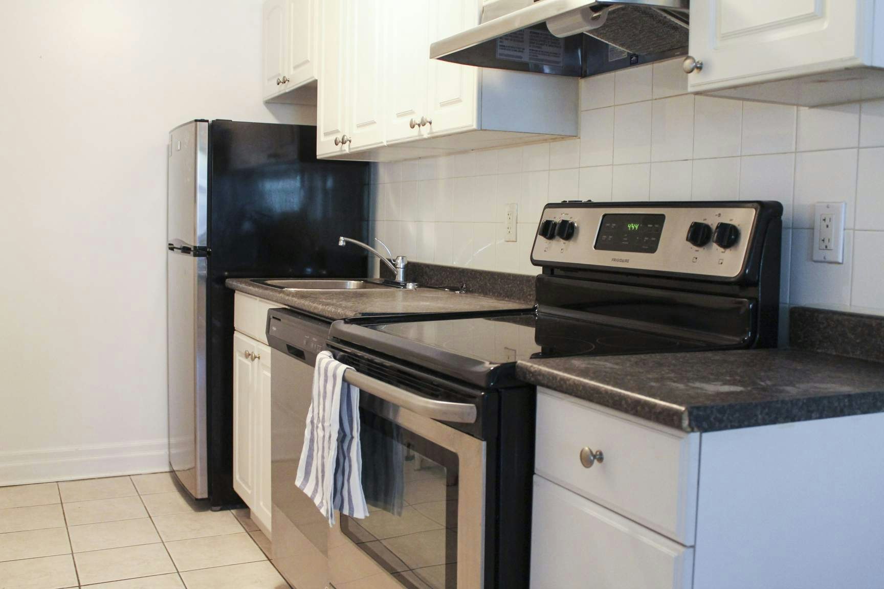 08-447 Somerset Street West, Ottawa, ON, K1R 5J7