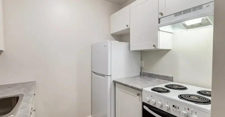 15-10715 112 Street NW, Edmonton, AB, T5H 3H2 - 14