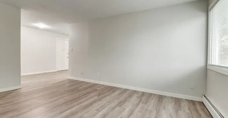15-10715 112 Street NW, Edmonton, AB, T5H 3H2 - 17