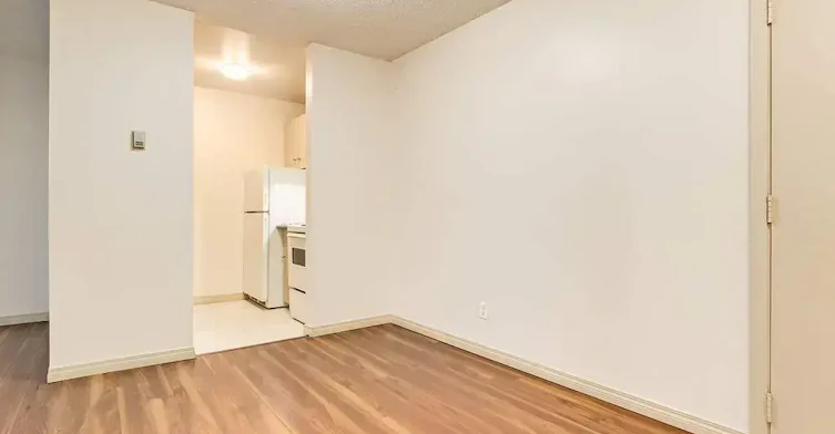 15-10715 112 Street NW, Edmonton, AB, T5H 3H2 - 38