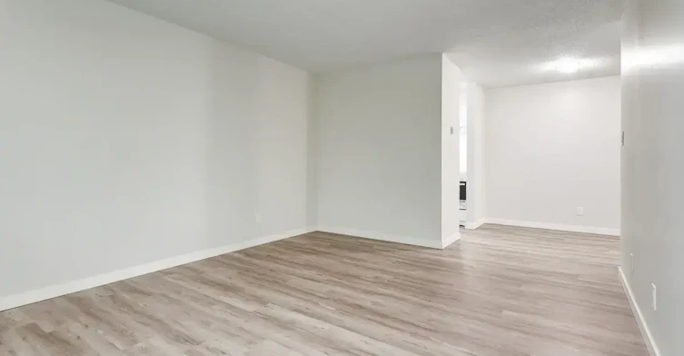 4-10715 112 Street NW, Edmonton, AB, T5H 3H2 - 13