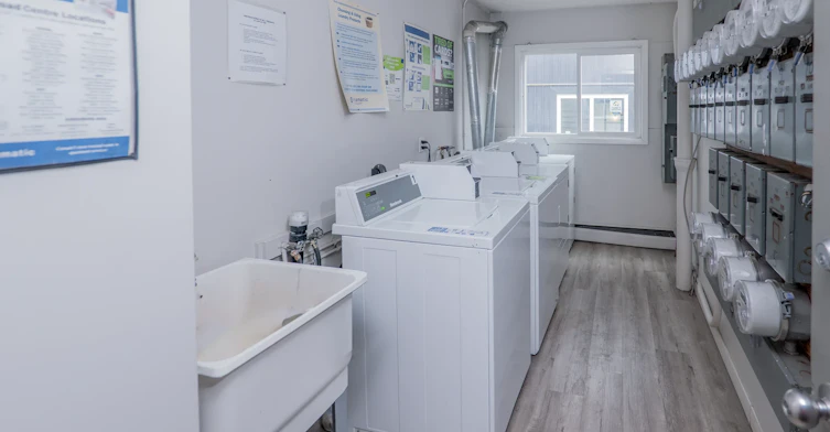 9-10715 112 Street NW, Edmonton, AB, T5H 3H2 - 42