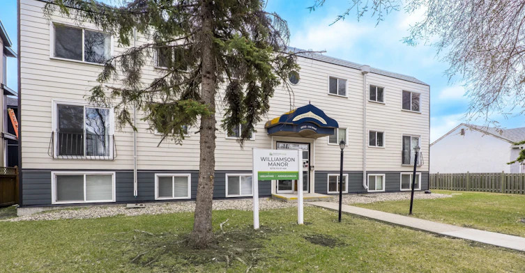 9-10715 112 Street NW, Edmonton, AB, T5H 3H2 - 45