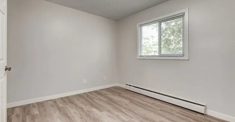 9-10715 112 Street NW, Edmonton, AB, T5H 3H2 - 21