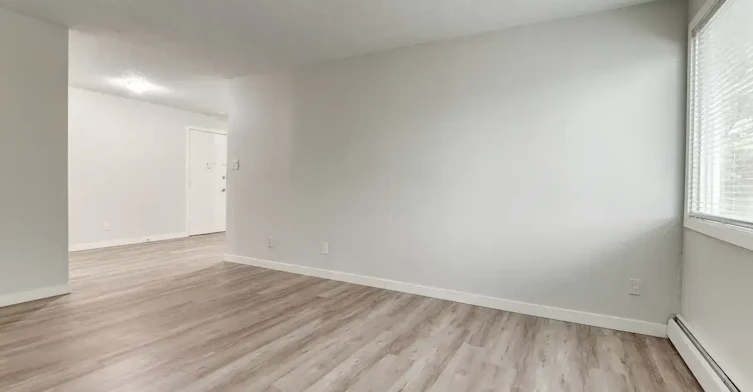 9-10715 112 Street NW, Edmonton, AB, T5H 3H2 - 17