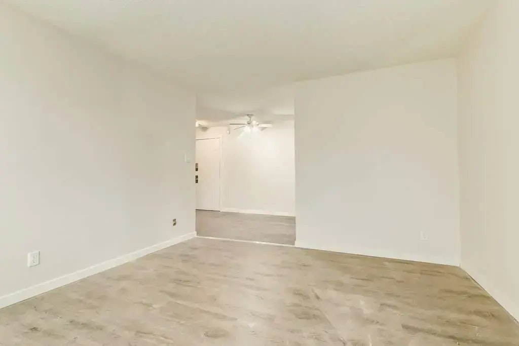 4-14904 96 Avenue NW, Edmonton, AB, T5P 0B6 - 14