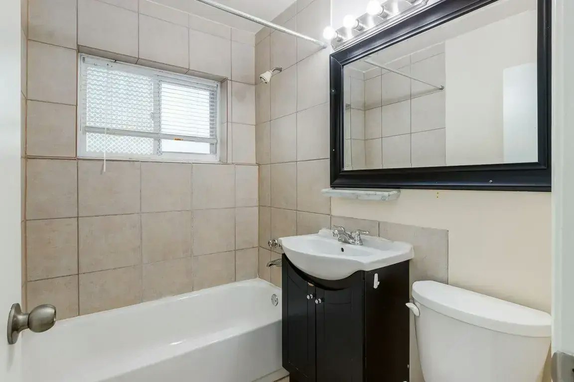 3-10945 106 Street NW, Edmonton, AB, T5H 2Y3 - 29