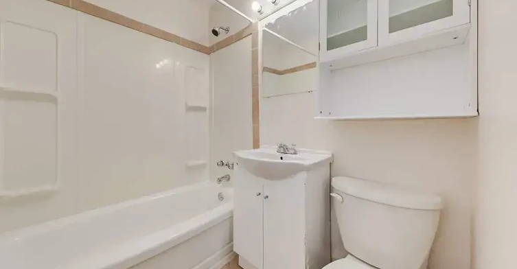 3-10945 106 Street NW, Edmonton, AB, T5H 2Y3 - 6