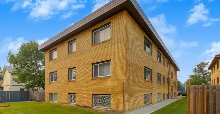 3-10945 106 Street NW, Edmonton, AB, T5H 2Y3 - 32