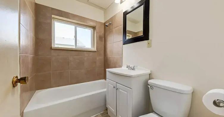 4-10945 106 Street NW, Edmonton, AB, T5H 2Y3 - 14