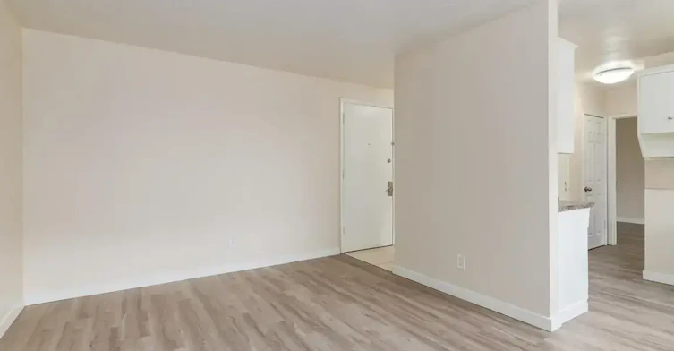 4-10945 106 Street NW, Edmonton, AB, T5H 2Y3 - 19