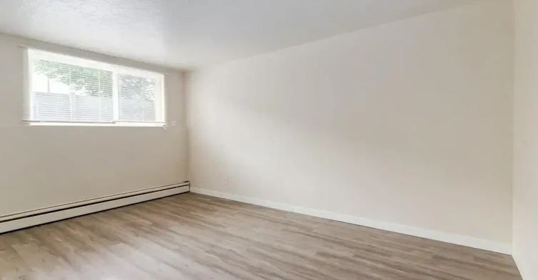 4-10945 106 Street NW, Edmonton, AB, T5H 2Y3 - 17