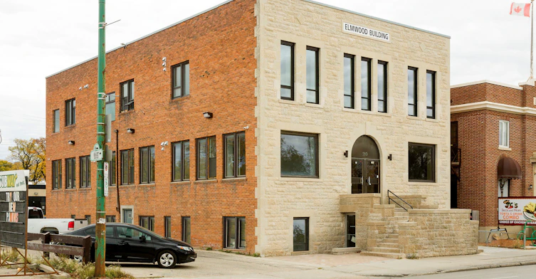 5-189 Henderson Highway, Winnipeg, MB, R2L 1L7