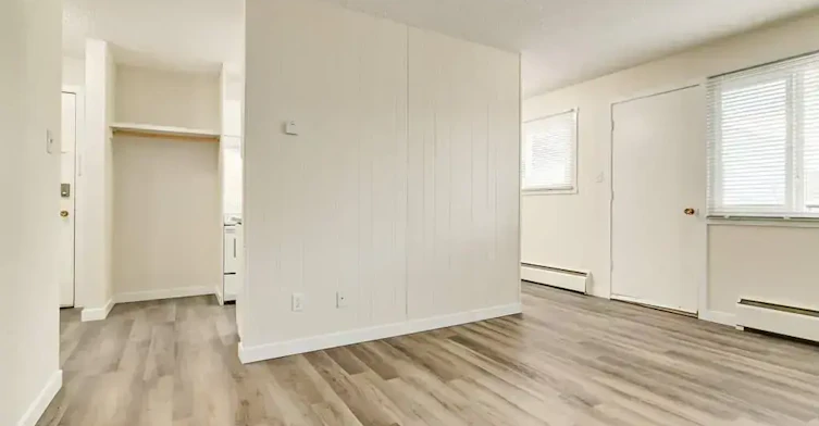 9-11811 67 Street, Edmonton, AB, T5B 1L9 - 7