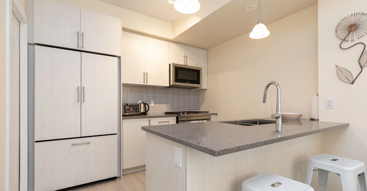 15-3 Elsie Lane, Toronto, ON, M6P 0B8 - 13