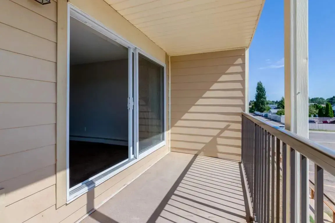 209-675 20 Street NE, Medicine Hat, AB, T1C 1H4 - 7