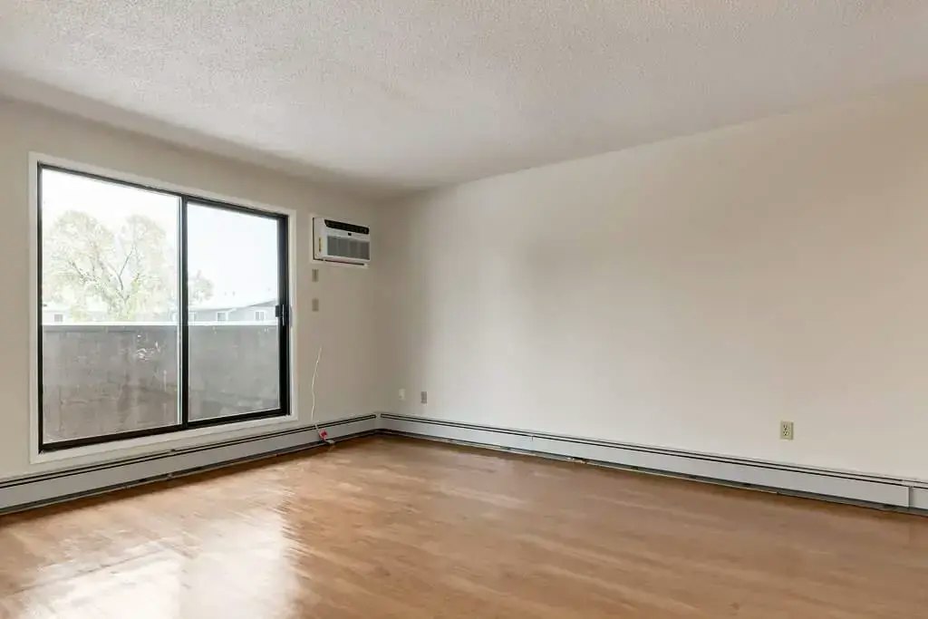 308-2399 Southview Drive SE, Medicine Hat, AB, T1B 1R1 - 6