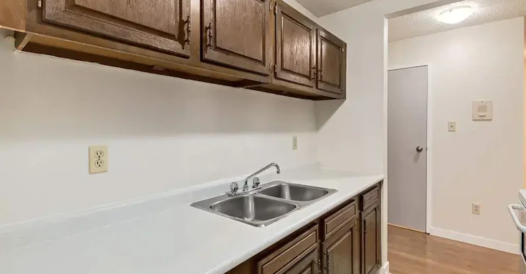 403-2399 Southview Drive SE, Medicine Hat, AB, T1B 1R1 - 9