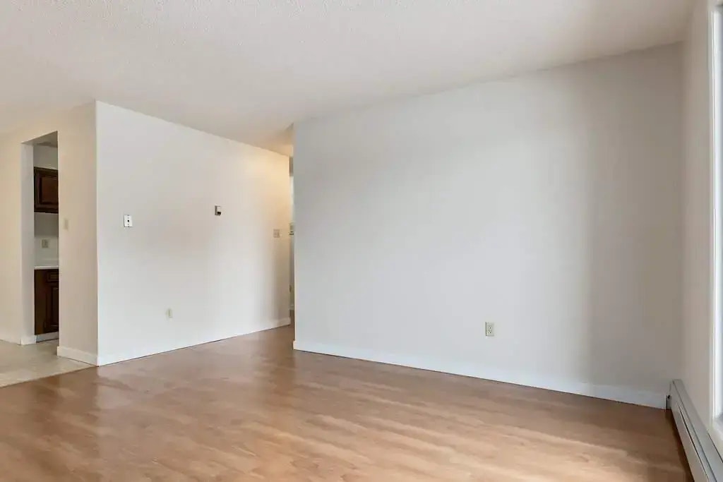 403-2399 Southview Drive SE, Medicine Hat, AB, T1B 1R1 - 8
