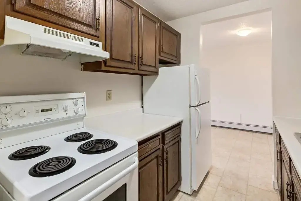 403-2399 Southview Drive SE, Medicine Hat, AB, T1B 1R1 - 10