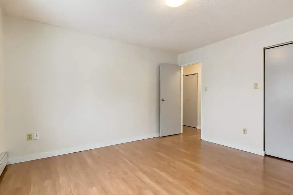 403-2399 Southview Drive SE, Medicine Hat, AB, T1B 1R1 - 13