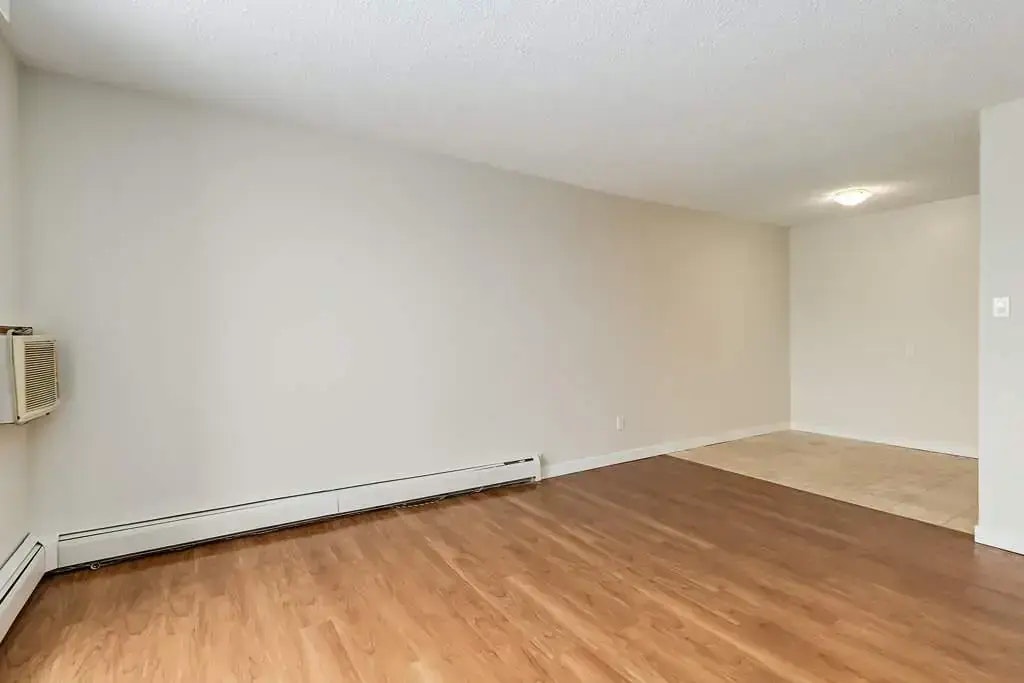 219-1617 2 Avenue NE, Medicine Hat, AB, T1C 1A1 - 8