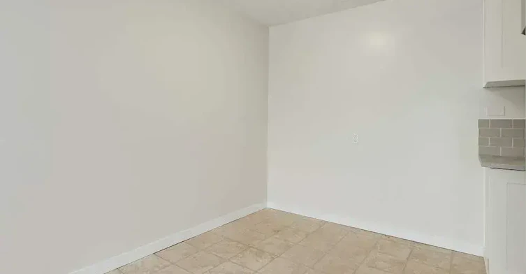 333-1617 2 Avenue NE, Medicine Hat, AB, T1C 1A1 - 9