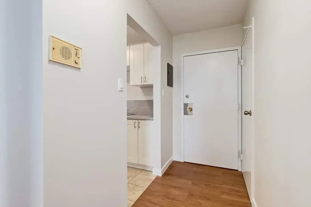 333-1617 2 Avenue NE, Medicine Hat, AB, T1C 1A1 - 7