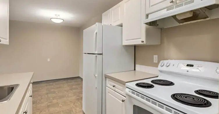 307-68 Cypress Way SE, Medicine Hat, AB, T1B 1G8 - 4